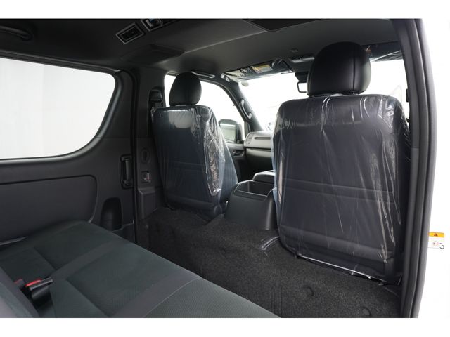 HIACE van 4WD