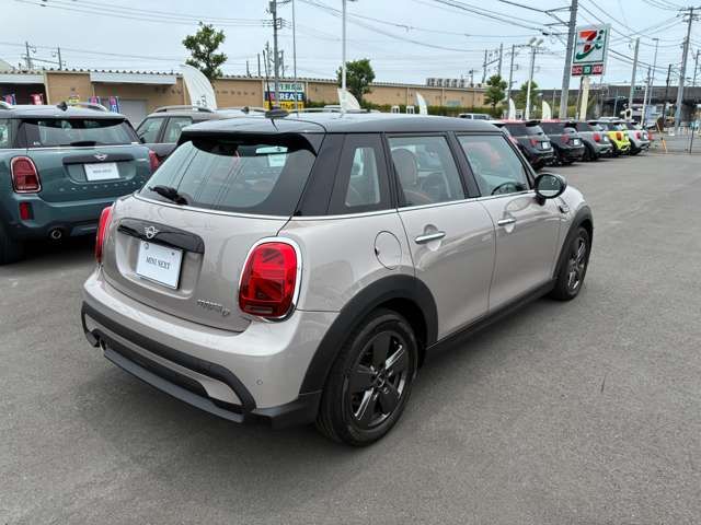 MINI COOPER D 5DOOR