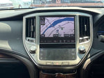 CROWN sedan hybrid