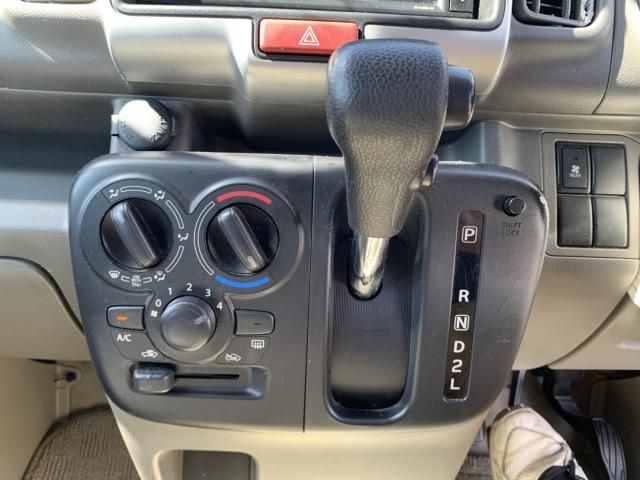 NV100 CLIPPER