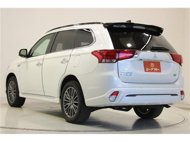 OUTLANDER PHEV
