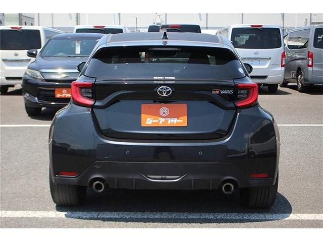 GR YARIS