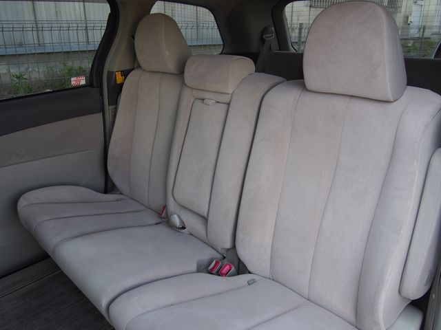 ESTIMA HYBRID 4WD
