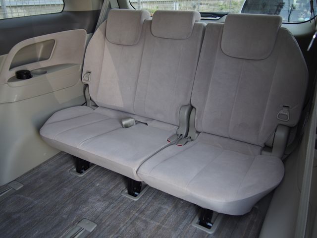 ESTIMA HYBRID 4WD