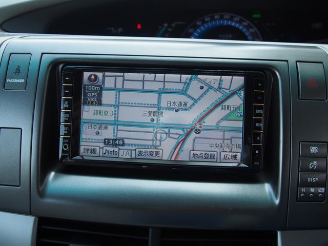 ESTIMA HYBRID 4WD