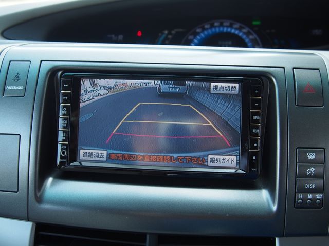 ESTIMA HYBRID 4WD