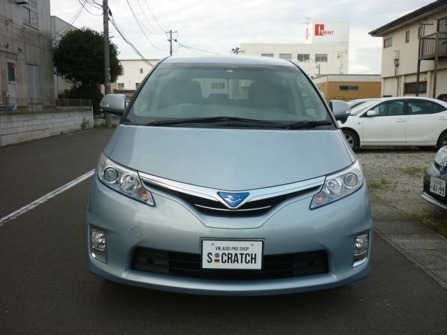 ESTIMA HYBRID 4WD