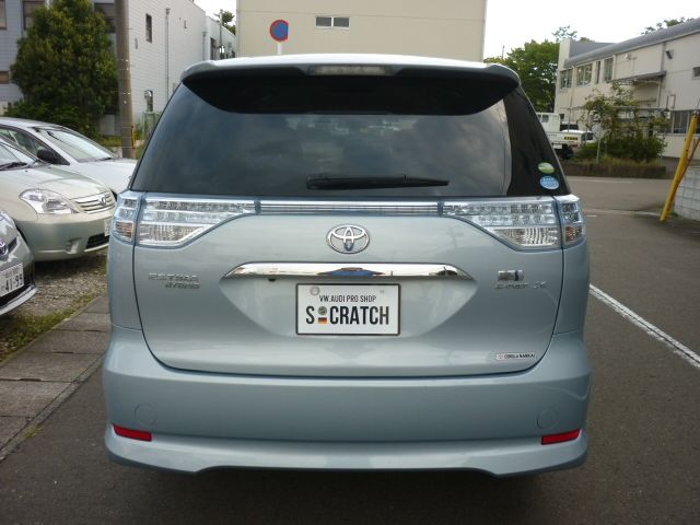 ESTIMA HYBRID 4WD