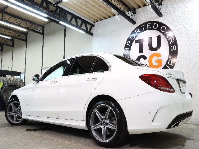 MERCEDES BENZ C class sedan
