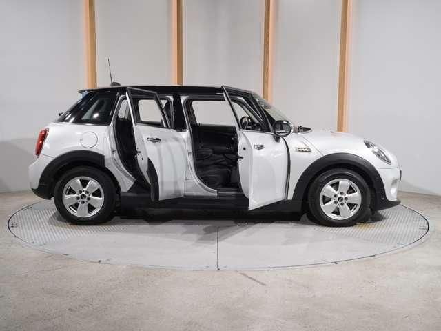MINI COOPER D 5DOOR