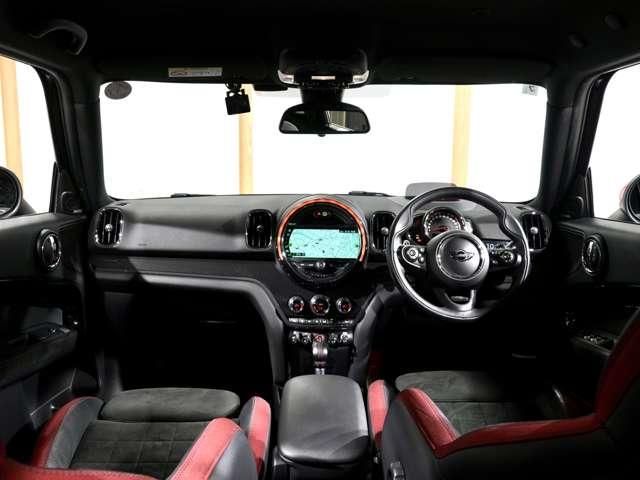BMW MINI CROSSOVER