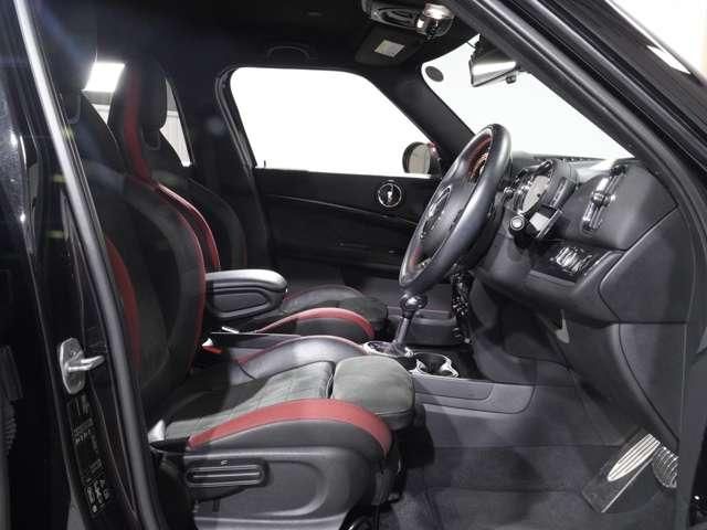 BMW MINI CROSSOVER