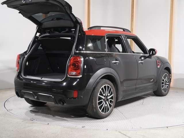 BMW MINI CROSSOVER