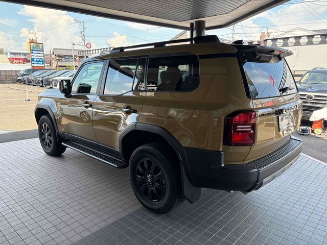 LANDCRUISER 250