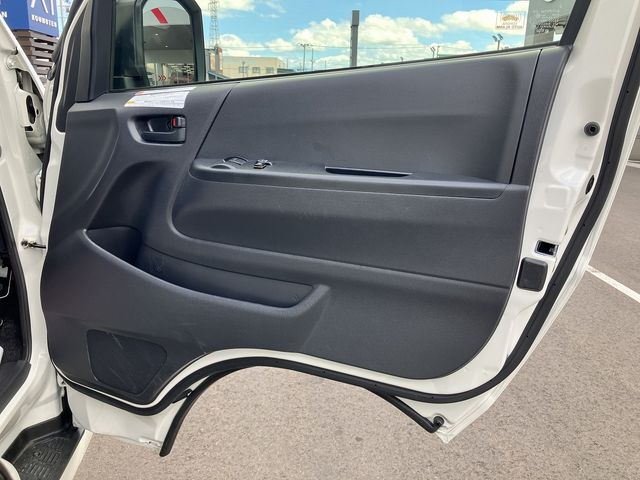 HIACE van 4WD
