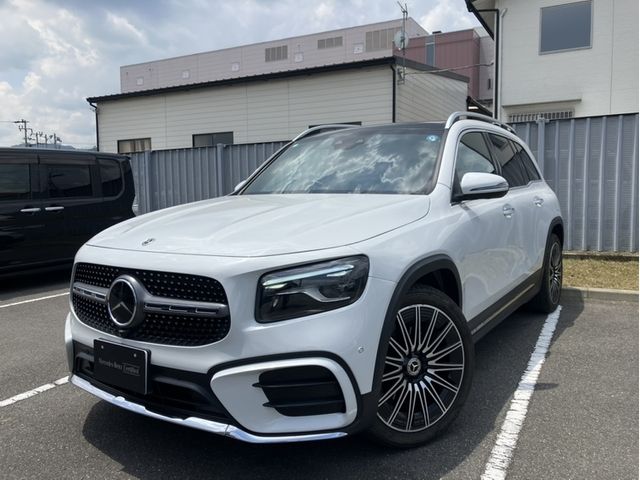 MERCEDES BENZ GLB