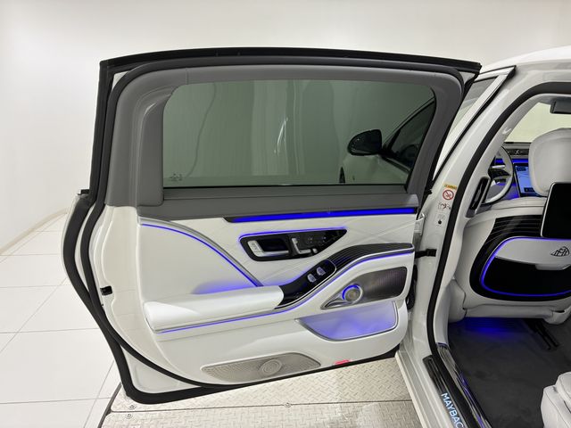 MERCEDES Maybach S class