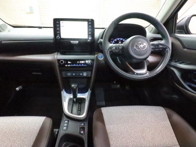 YARIS CROSS HYBRID