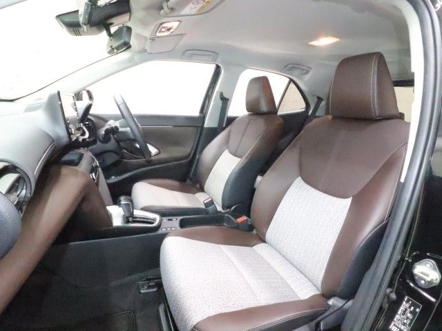 YARIS CROSS HYBRID