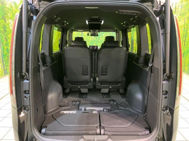 STEPWAGON e:HEV SPADA