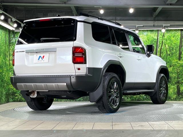 LANDCRUISER 250