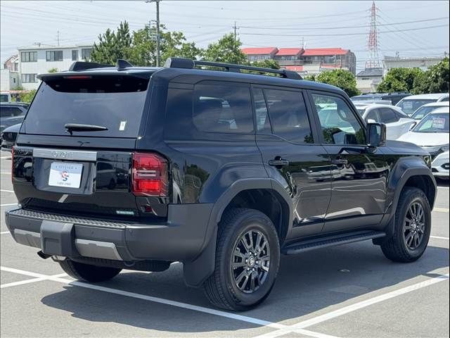 LANDCRUISER 250