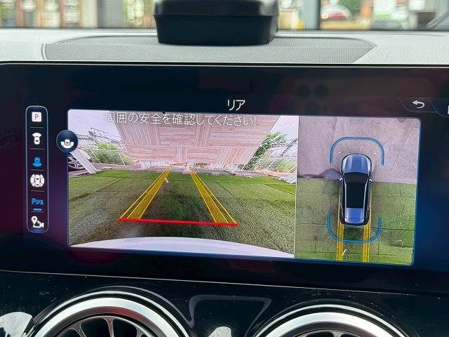 MERCEDES BENZ GLB