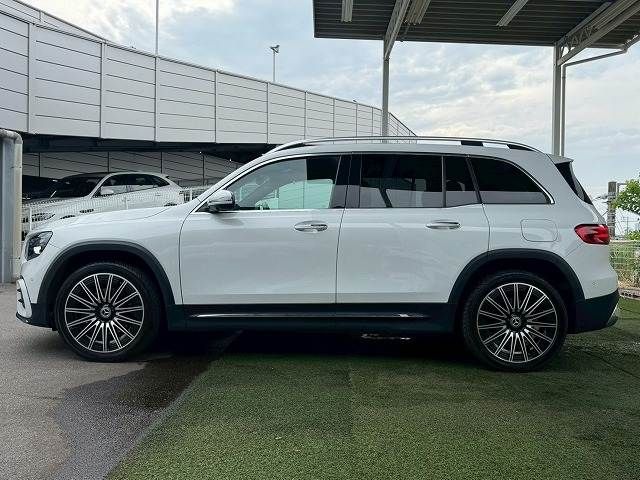 MERCEDES BENZ GLB
