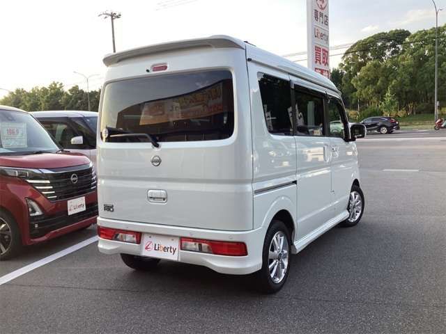 NV100 CLIPPER RIO