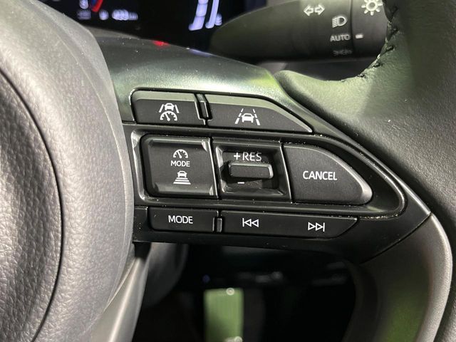 YARIS CROSS