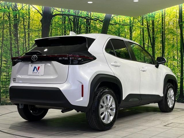 YARIS CROSS