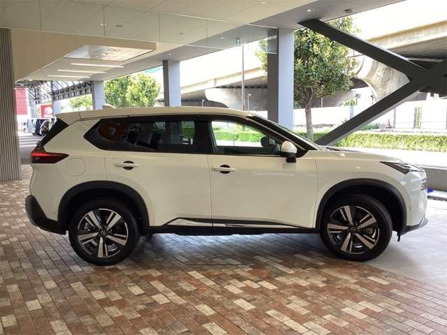 X-TRAIL HYBRID 4WD