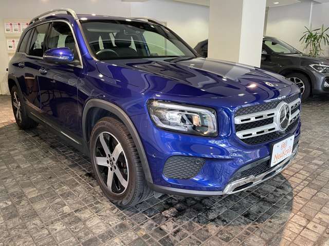 MERCEDES BENZ GLB