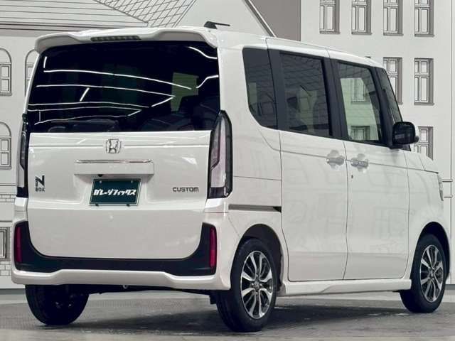 N BOX CUSTOM