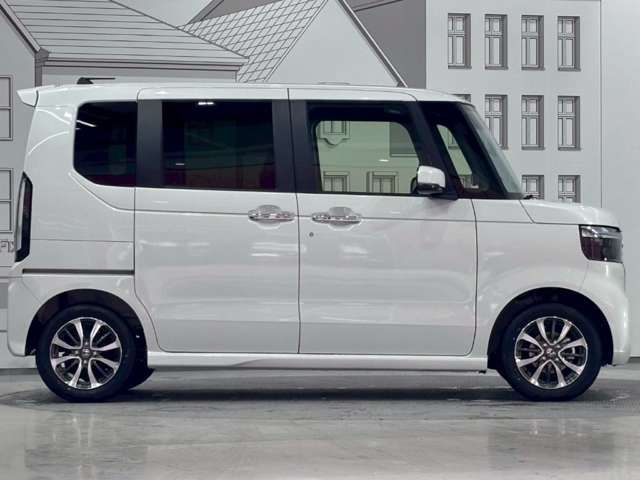 N BOX CUSTOM