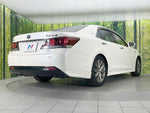 CROWN sedan hybrid