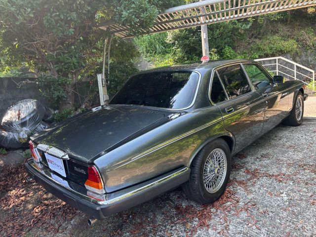 DAIMLER DAIMLER