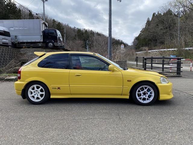 CIVIC hatchback