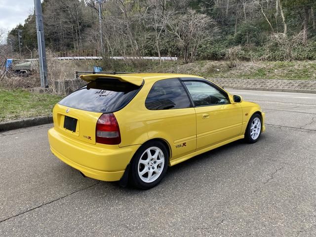 CIVIC hatchback