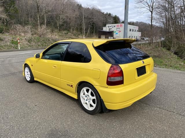 CIVIC hatchback
