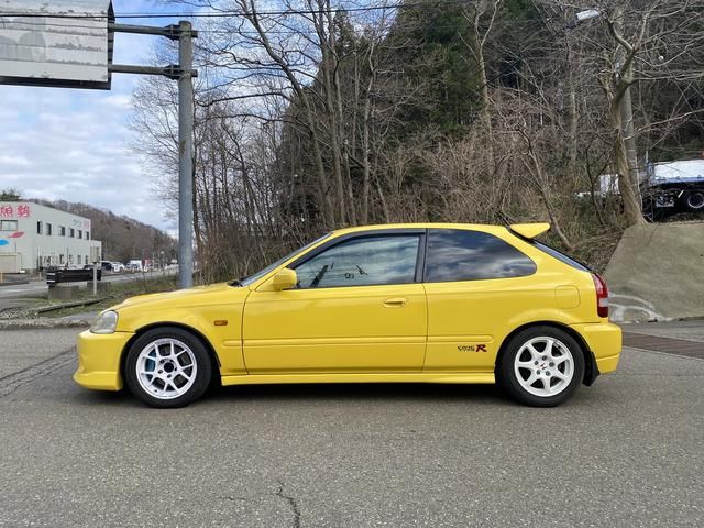 CIVIC hatchback