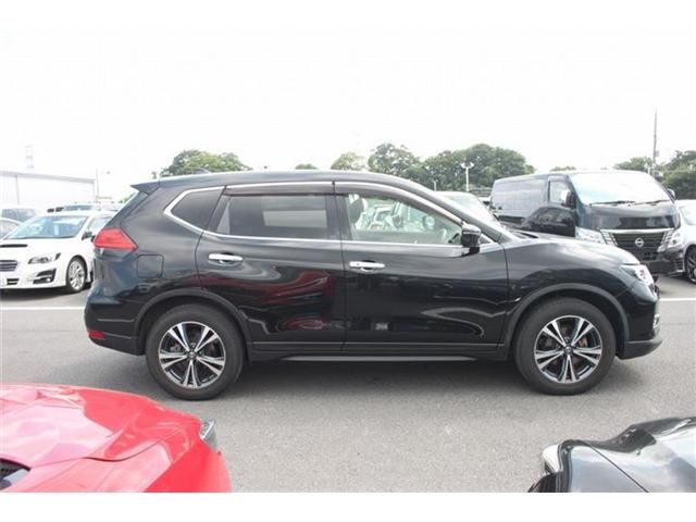X-TRAIL 2WD