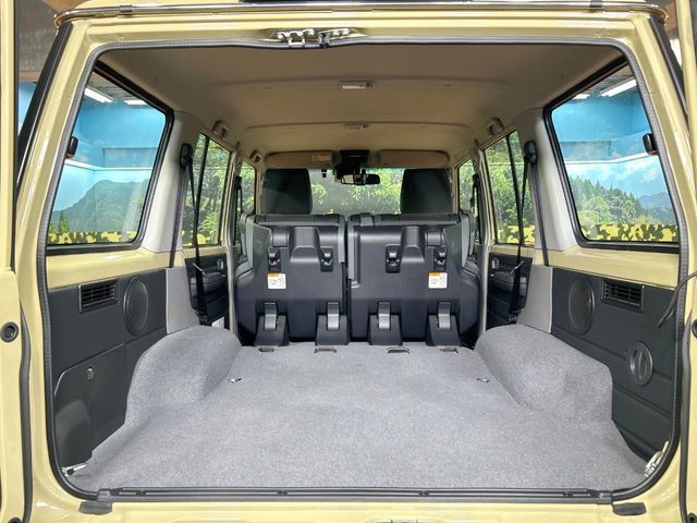 LANDCRUISER 70