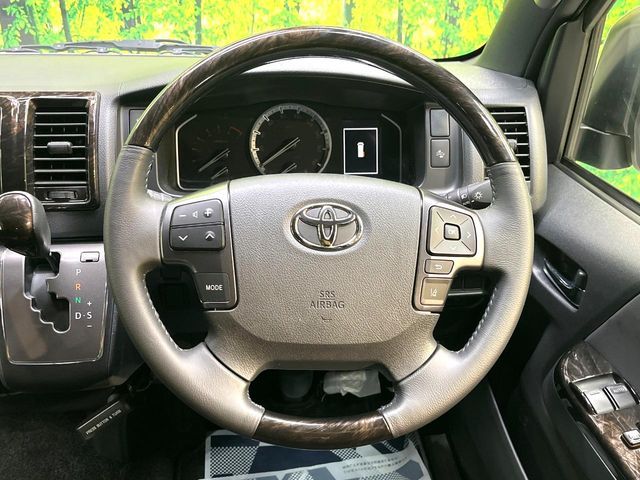 HIACE van 2WD