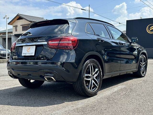 MERCEDES BENZ GLA class