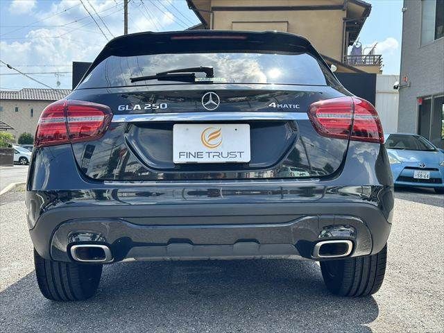 MERCEDES BENZ GLA class