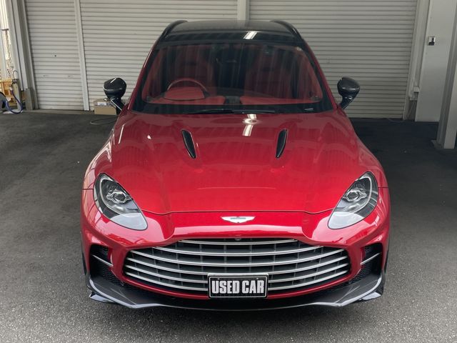 ASTON MARTIN SUV