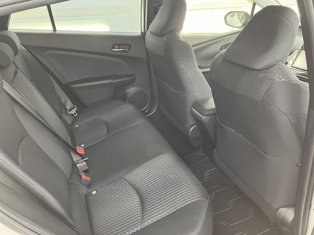 PRIUS 4WD