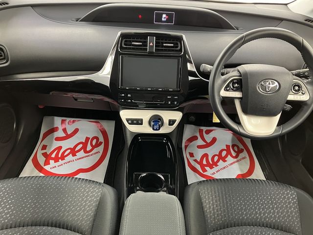 PRIUS 4WD