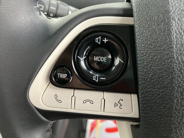 PRIUS 4WD
